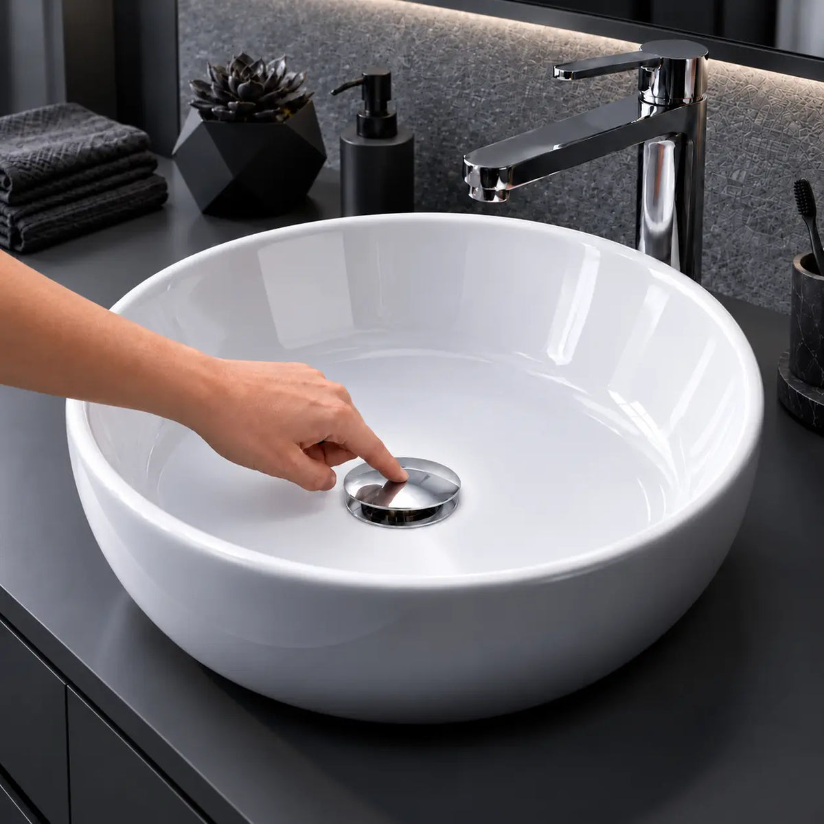 ATCO Pop-Up Ventil PU02 per Fingerdruck öffnen – Push-Open Ablauf im Waschtisch
